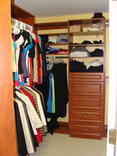 Economy Closets and Garages - Style - Quality - Price